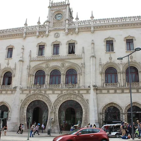 Apartament Milanesa 1 *